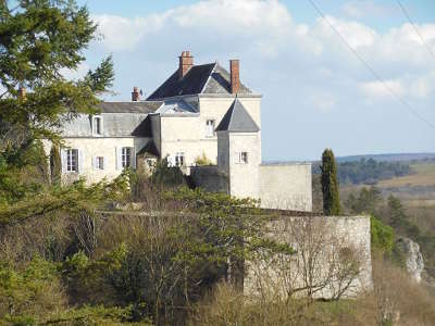 Mailly le chateau routes touristiques dans la nievre guide du tourisme en bourgogne