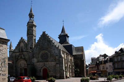 Malestroit eglise saint gilles petite cite de caractere routes touristiques dans le morbihan guide du tourisme en bretagne