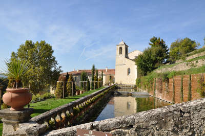 Mane villages et cite de caractere couvent des minimes routes touristique des alpes de haute provence guide du tourisme provence alpes cote d azur