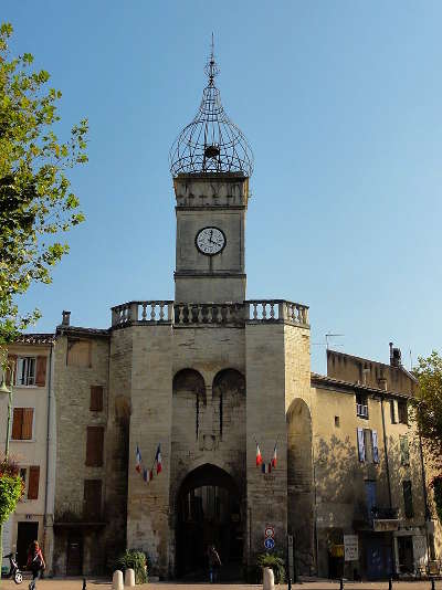 Manosque la porte soubeyran routes touristique des alpes de haute provence guide du tourisme provence alpes cote d azur