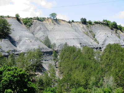 Marnes noires a bellecombe tarendol parc naturel regional des baronnies