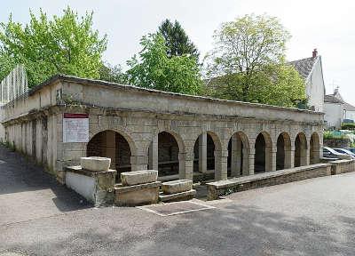 Messigny et vantoux le lavoir routes touristiques de la cote d or guide touristique de bourgogne