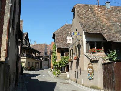 Mittelbergheim maisons a colombages routes touristiques du bas rhin guide touristique alsace