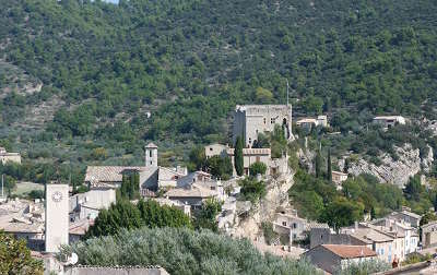 Mollans sur ouveze route des vins de la la drome provencale guide du tourisme de la drome