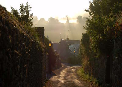 Moncontour ruelle cite de caractere et plus beaux village de france routes touristiques dans les cotes d armor guide du tourisme en bretagne