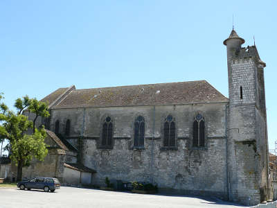 Monflanquin eglise saint andre plus beaux villages de france routes touristiques lot et garonne guide du tourisme nouvelle aquitaine