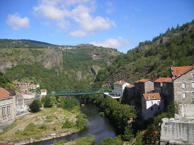 Monistrol d allier route a travers la haute loire routes touristiques de haute loire guide touristique auvergne