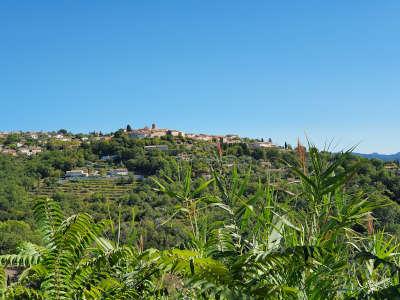 Mons cite de caractere vue du village routes touristiques du var guide touristique de la provence alpes cote d azur