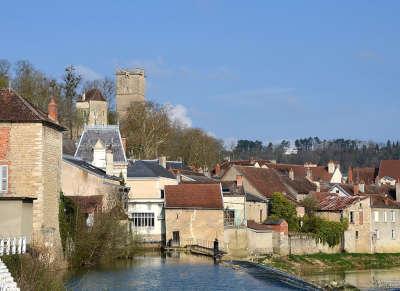 Montbard centre historique routes touristiques de la cote d or guide touristique de bourgogne