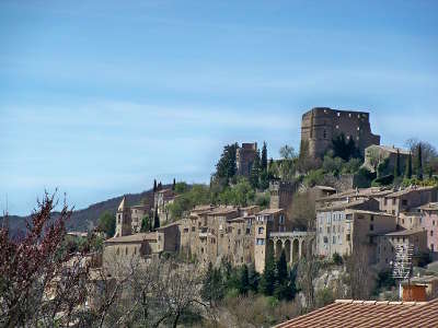 Montbrun les bains plus beau village village perche les routes touristiques de la drome guide touristique rhone alpes