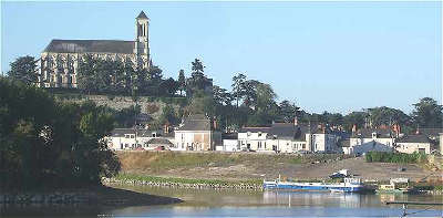 Montjean sur loire route des vins d anjou loire sauvage et corniche angevine guide du tourisme de maine et loire
