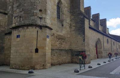 Montsegur l eglise route touristique de la gironde guide touristique de l aquitaine