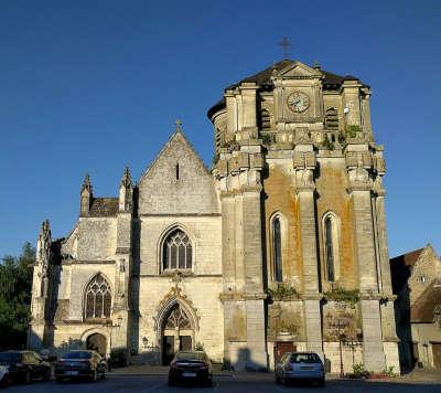 Mortagne au perche petite cite de caractere eglise notre dame routes touristiques de l orne guide touristique de normandie