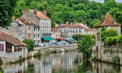 Nontron routes touristiques de la dordogne guide du tourisme d aquitaine