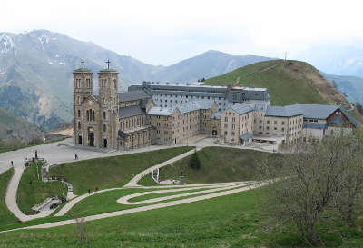 Notre dame de la salette le sanctuaire routes touristiques de isere guide du tourisme de rhone alpes