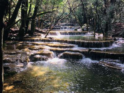 Parc naturel regional de la sainte baume source de l huveaune routes touristiques du var guide touristique de la provence alpes cote d azur