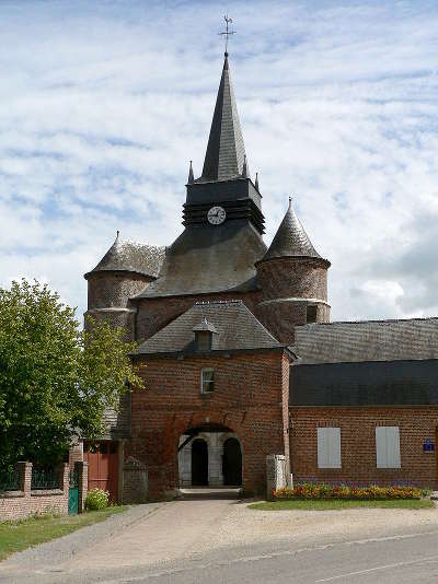 Parfondeval plus beau village eglise fortifie routes touristique de l aisne guide touristique de picardie