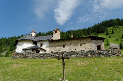 Peisey nancroix sanctuaire notre dame des vernettes routes touristiques de savoie guide touristique de rhone alpes