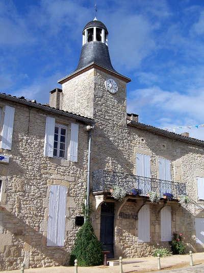 Pellegrue mairie route touristique de la gironde guide touristique de l aquitaine