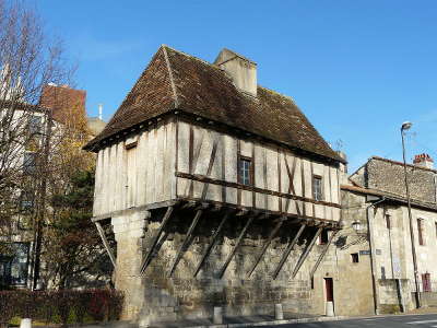 Perigueux les routes touristiques de dordogne guide du tourisme de nouvelle aquitaine