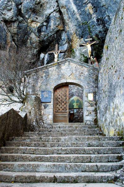 Plan d aups sainte baume grotte sainte marie madeleine routes touristiques du var guide touristique de la provence alpes cote d azur