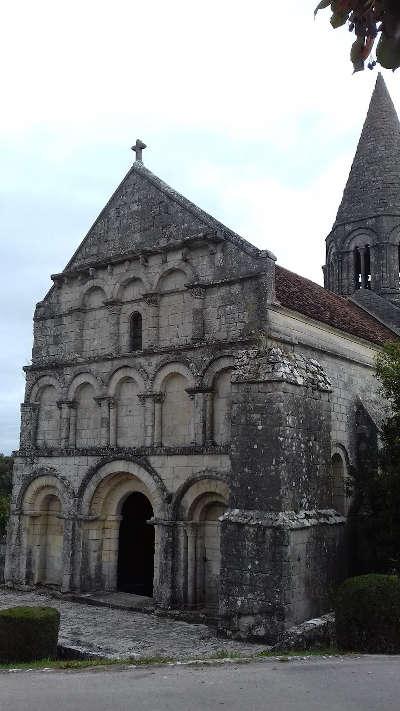 Plassac rouffiac eglise saint cybard routes touristique de charente guide du tourisme de poitou charentes