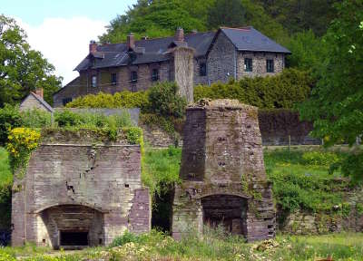 Plelan le grand hauts fourneaux des forges routes touristiques dans l ille et vilaine guide du tourisme en bretagne