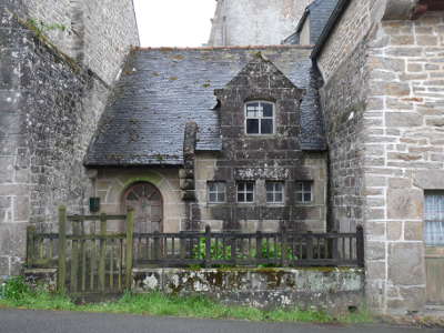 Pont croix vieille maison petite cite de caractere routes touristiques dans le finistere guide du tourisme en bretagne