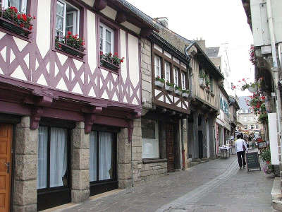 Pontivy maisons a colombage routes touristiques dans le morbihan guide du tourisme en bretagne