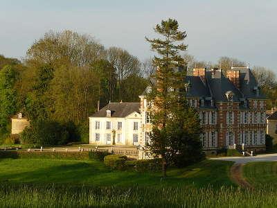 Pouvrai chateau routes touristiques de l orne guide du tourisme normandie