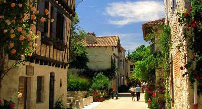 Pujols le haut plus beaux villages de france routes touristiques lot et garonne guide du tourisme nouvelle aquitaine 1