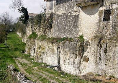 Puymirol les remparts routes touristiques du lot et garonne guide du tourisme d aquitaine