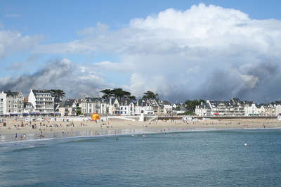 Quiberon la plage routes touristiques dans le morbihan guide du tourisme en bretagne