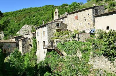 Rochebaudin village medieval routes touristiques de la drome guide touristique de rhone alpes