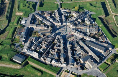 Rocroi petite cite de caractere la citadelle routes touristiques dans les ardennes guide du tourisme grand est