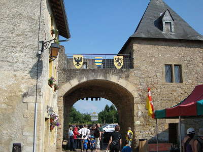 Rodemack plus beaux villages porte de sierck routes touristiques de la moselle guide du tourisme de lorraine