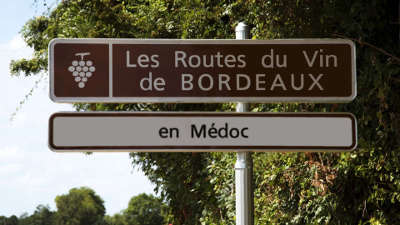 Route du vin du medoc route des vins de bordeaux route des chateaux guide du tourisme de la gironde aquitaine