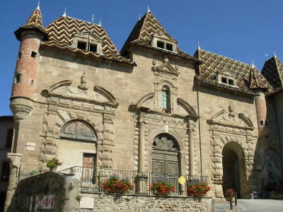 Saint antoine l abbaye maison bourgeoise routes touristiques de isere guide du tourisme de rhone alpes