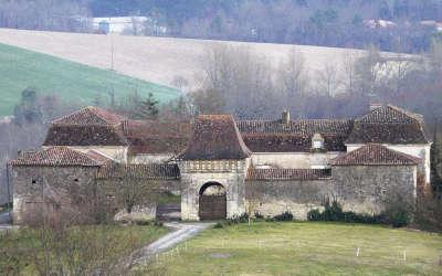 Saint astier chartreuse de fareyrou routes touristiques de la dordogne guide du tourisme d aquitaine