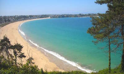 Saint cast le guido plage routes touristiques dans les cotes d armor guide du tourisme en bretagne