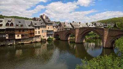 Saint come d olt plus beaux villages de france routes touristiques de aveyron guide du tourisme midi pyrenees