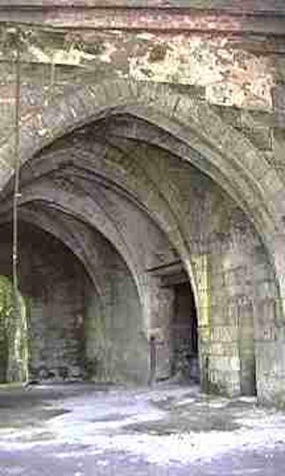 Saint cybard l abbaye routes touristique de charente guide du tourisme de poitou charentes