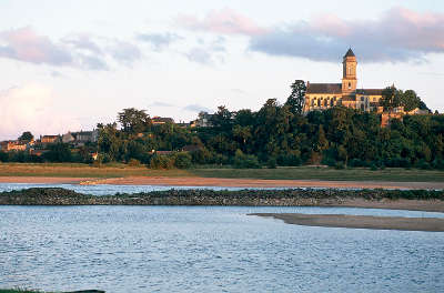 Saint florent le vieil route des vins d anjou panorama de loire guide du tourisme de maine et loire