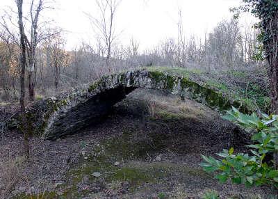 Saint germain d ardeche vestige de pont romain routes touristiques de l ardeche guide du tourisme rhone alpes
