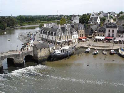 Saint goustan auray le pont les routes touristiques dans le morbihan guide du tourisme en bretagne