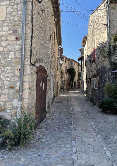 Saint martin d ardeche ruelle routes touristiques de l ardeche guide du tourisme rhone alpes