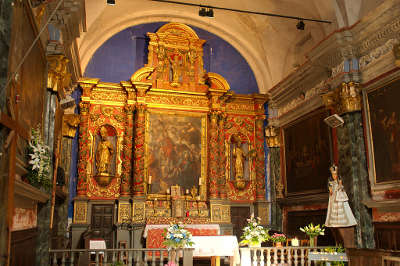 Saint martin vesubie autel de la chapelle des penitents blancs routes touristique des alpes maritimes guide du tourisme provence alpes cote d azur