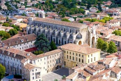 Saint maximin la sainte baume routes touristiques du var guide touristique de la provence alpes cote d azur