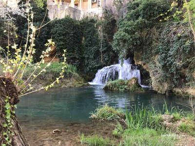 Saint paul les durance cascade de l abeou routes touristiques des bouches du rhone guide du tourisme de la provence alpes cote d azur