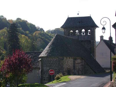 Saint projet de salers l eglise route des eglises romane dans le cantal routes touristiques du cantal guide touristique auvergne